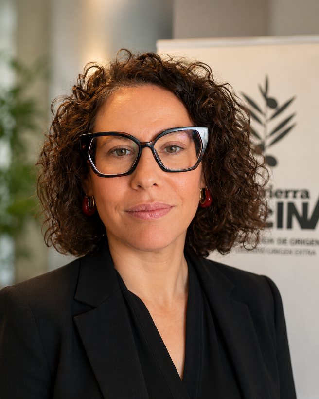 Mercedes Uceda, catadora profesional y jurado de los Premios Alcuza (DO Sierra Mágina)